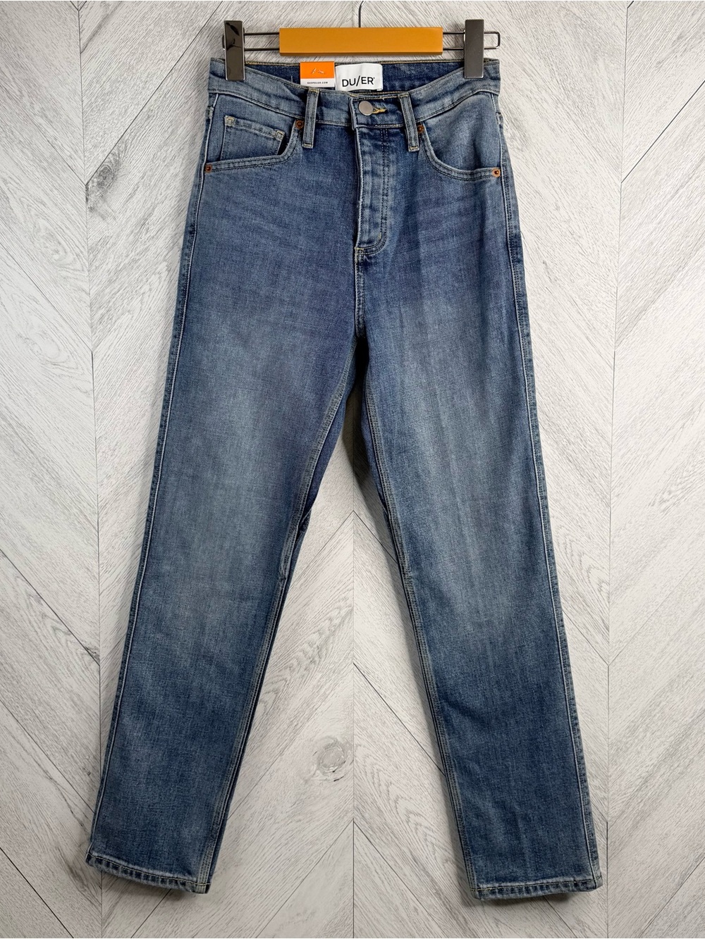 NWT DU/ER Woman’s High Rise Straight Leg Denim Jeans Size 25